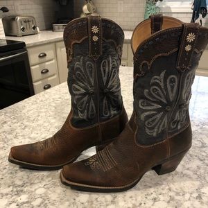 Ariat Women’s Boots - Size 8